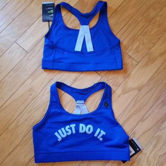 NWT size XS Nike sports bra - Picture 2 of 5